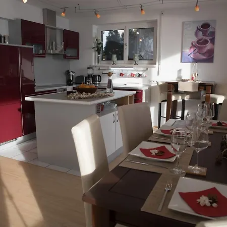 Penthouse Sonnberg * צל-אם-זי