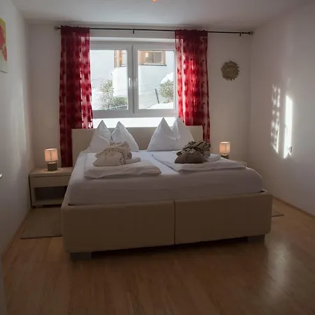 Penthouse Sonnberg צל-אם-זי